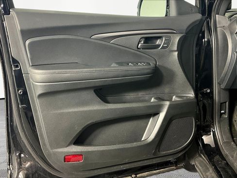 Used 2023 Honda Passport EX-L image 19