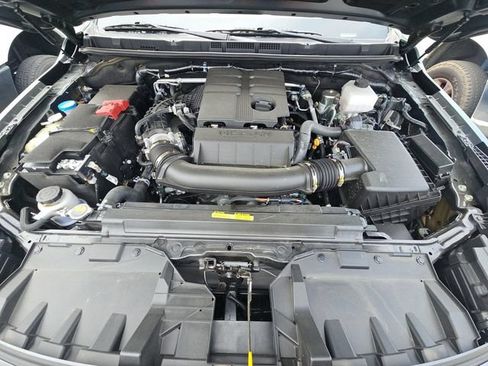 Certified 2026 Nissan Frontier SV w/ All-Weather Content Package AWD/4WD image 3