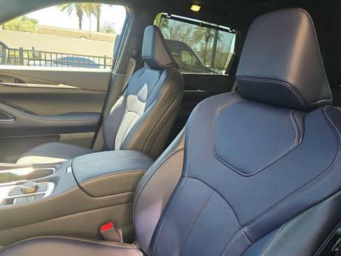 Certified 2026 INFINITI QX60 Sport w/ Dark Cargo Package image 19