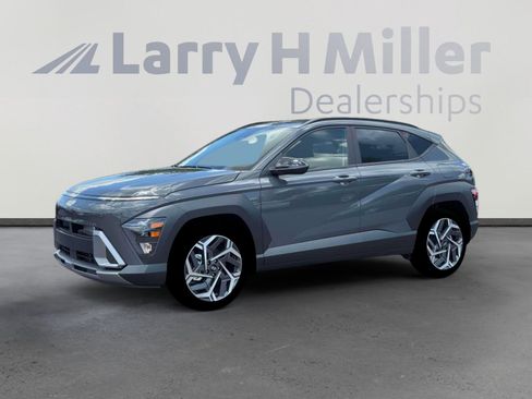 New 2026 Hyundai Kona SEL Premium FWD image 2