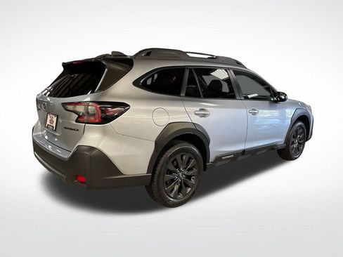 Used 2024 Subaru Outback Onyx Edition AWD/4WD image 6