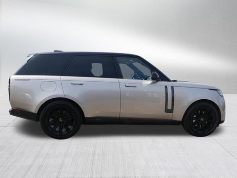 Used 2023 Land Rover Range Rover SE AWD/4WD image 6