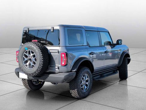 New 2025 Ford Bronco Badlands image 13