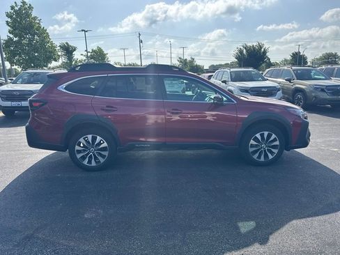 Certified 2024 Subaru Outback Limited AWD/4WD image 4