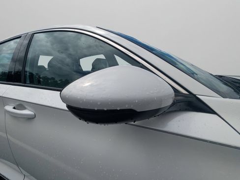 Used 2021 Honda Accord EX-L image 11