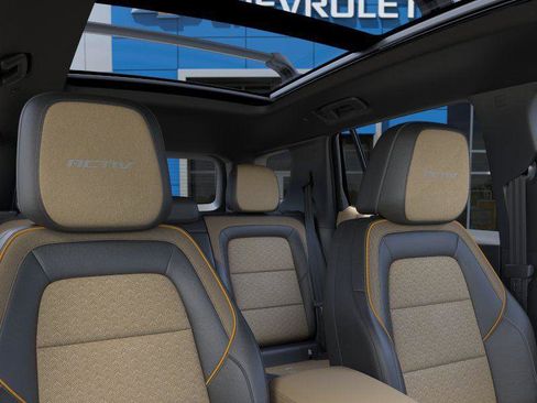 New 2026 Chevrolet Equinox ACTIV w/ Convenience Package III AWD/4WD image 51