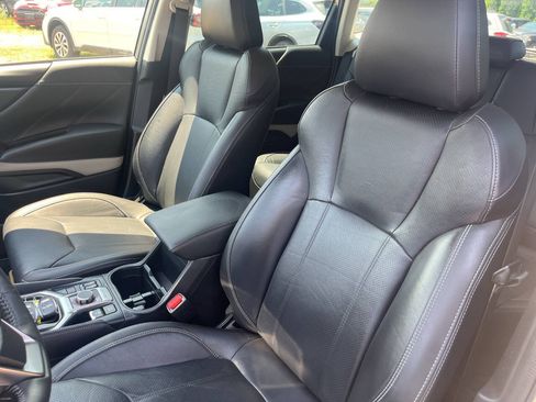 Used 2023 Subaru Forester Limited AWD/4WD image 10