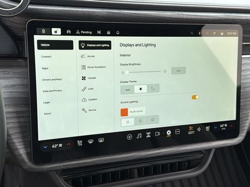 Used 2022 Rivian R1T Adventure AWD/4WD image 24