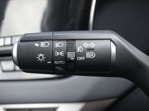Used 2023 Lexus RX 350 Premium w/ Accessory Package AWD/4WD image 27