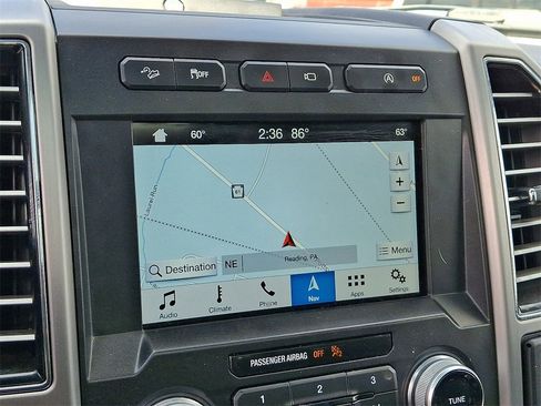 Used 2018 Ford F150 Platinum w/ Equipment Group 701A Luxury image 20