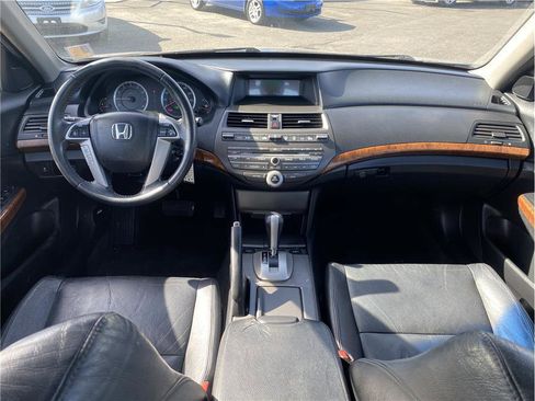 Used 2011 Honda Accord EX-L image 18