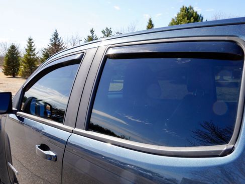 Used 2020 Chevrolet Colorado ZR2 image 40