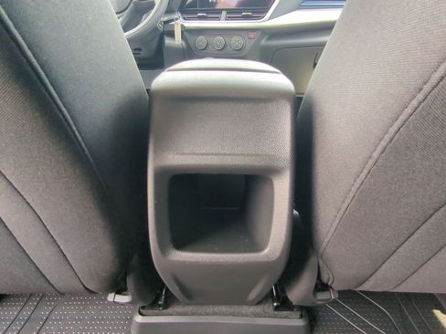 New 2026 Chevrolet Trax LS w/ LS Convenience Package FWD image 22