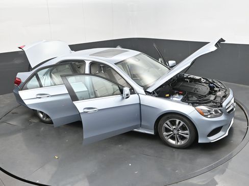 Used 2015 Mercedes-Benz E 350 Sedan image 43