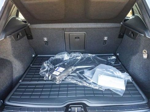 New 2026 Volvo XC40 B5 Plus w/ Protection Package Premier image 25