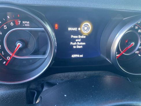 Used 2020 Jeep Gladiator Mojave image 25