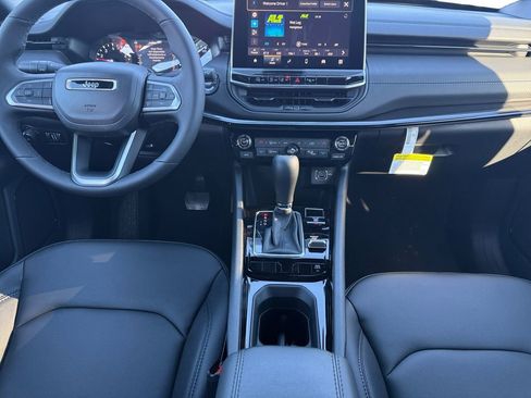 New 2026 Jeep Compass Limited image 10