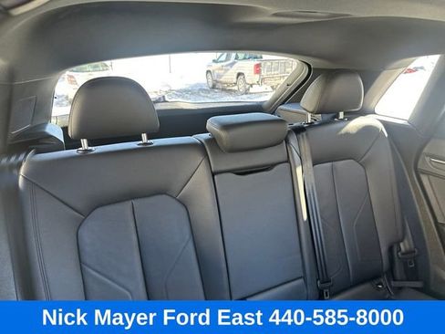 Used 2025 Audi Q3 2.0T Premium image 14