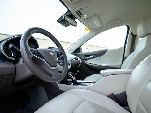 Used 2024 Chevrolet Malibu LT FWD image 5