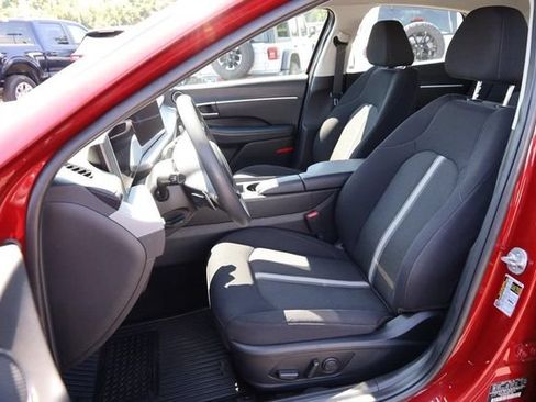 Used 2024 Hyundai Sonata SEL FWD image 8