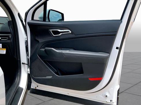Certified 2026 Kia Sportage EX FWD image 45
