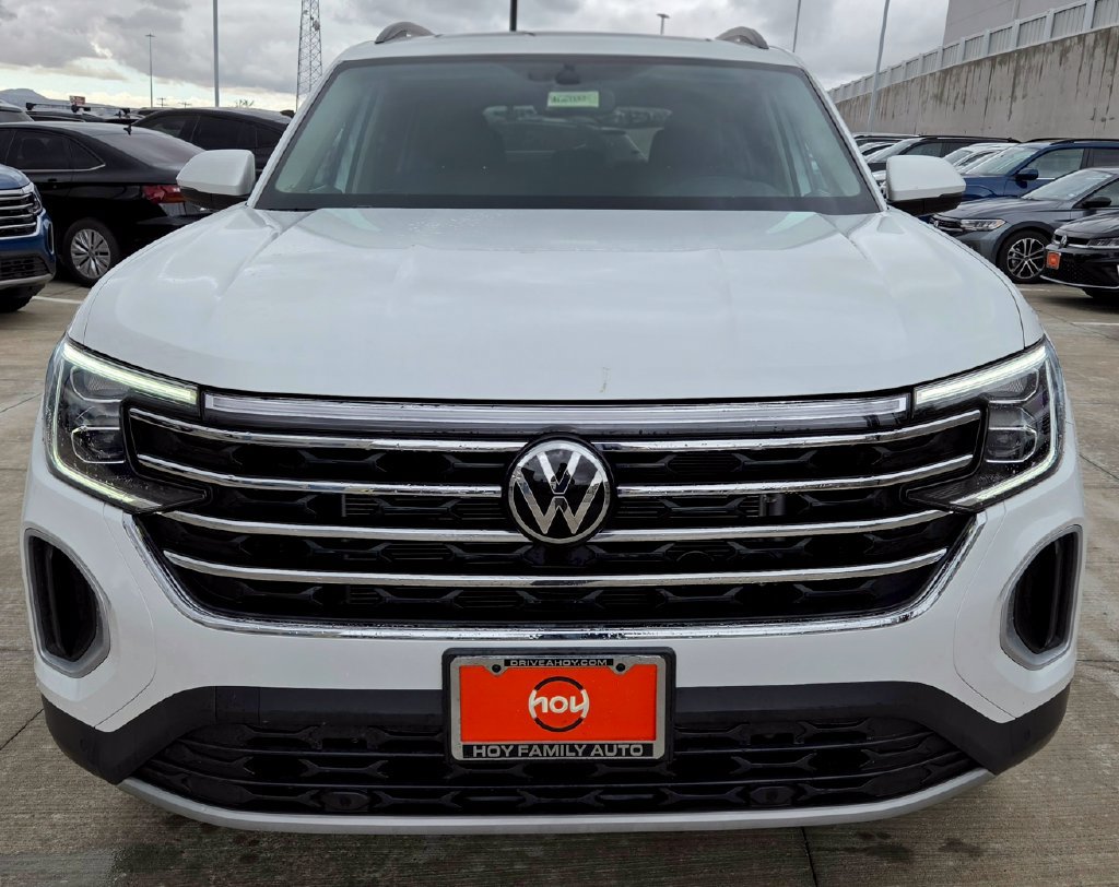 Certified 2026 Volkswagen Atlas SE FWD image 4