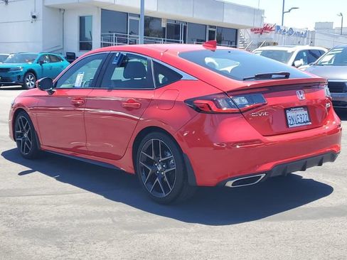 Certified 2024 Honda Civic Sport Touring image 3