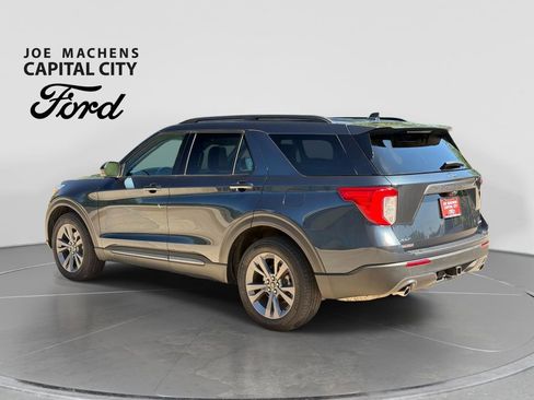 Used 2024 Ford Explorer XLT w/ Equipment Group 202A AWD/4WD image 7