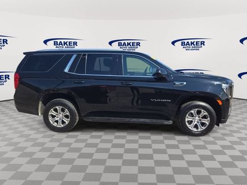 Used 2024 GMC Yukon SLE AWD/4WD image 2