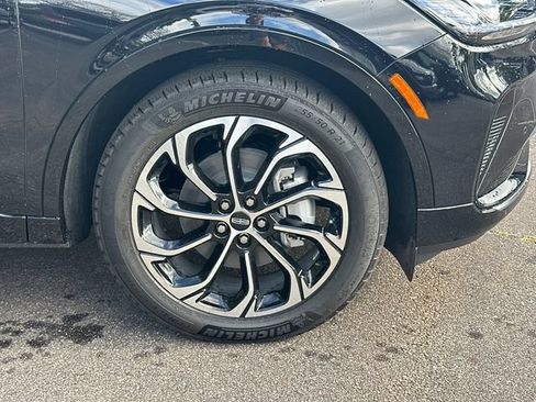 New 2026 Lincoln Nautilus Reserve AWD/4WD image 13
