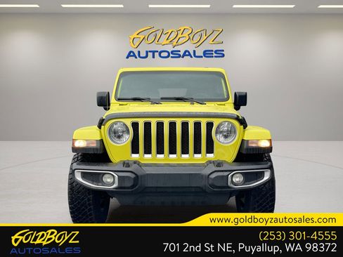 Used 2023 Jeep Wrangler Sahara image 8
