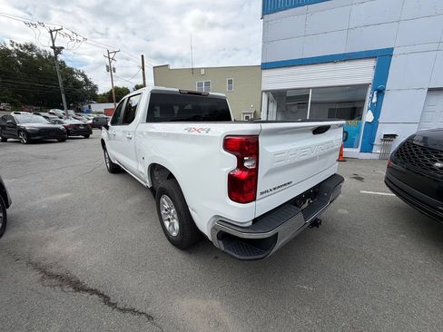 Used 2025 Chevrolet Silverado 1500 LT AWD/4WD image 3