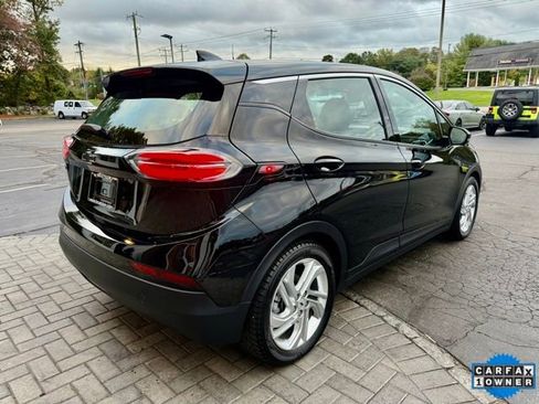 Used 2023 Chevrolet Bolt LT image 10