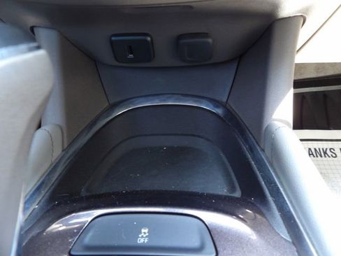 Used 2016 Chevrolet Malibu LT FWD image 26