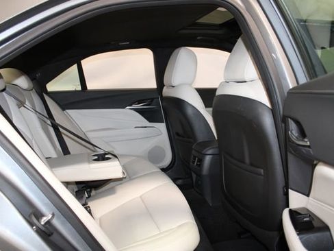 Used 2020 Cadillac CT4 Premium Luxury AWD/4WD image 11