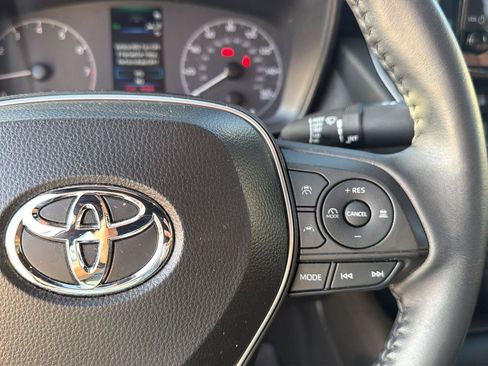 Used 2024 Toyota Corolla SE FWD image 21