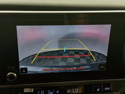 Used 2026 Toyota Camry SE w/ Convenience Package FWD image 16