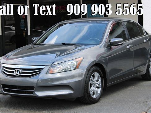 Used 2011 Honda Accord SE image 1