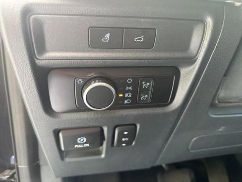 Used 2022 Ford Expedition Max XLT AWD/4WD image 14