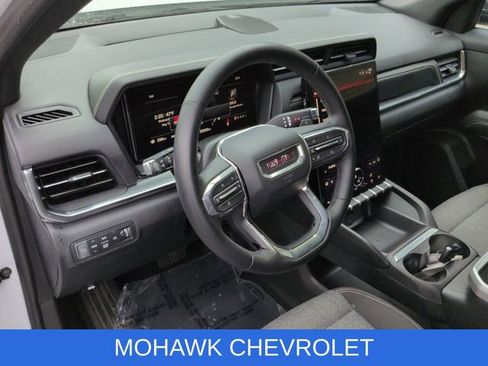 Certified 2025 GMC Terrain Elevation AWD/4WD image 11