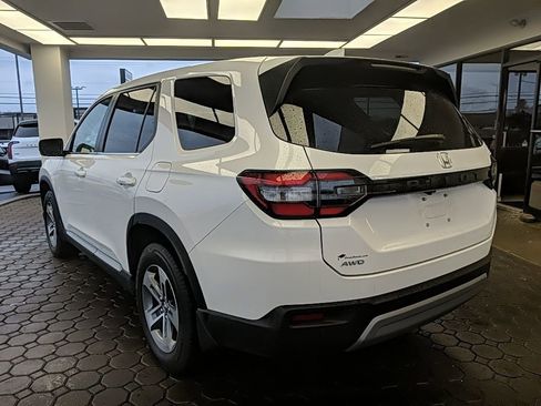 Used 2024 Honda Pilot EX-L image 7