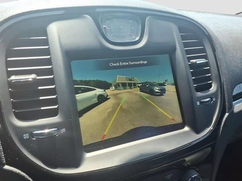 Used 2022 Chrysler 300 S w/ Comfort Group RWD image 25