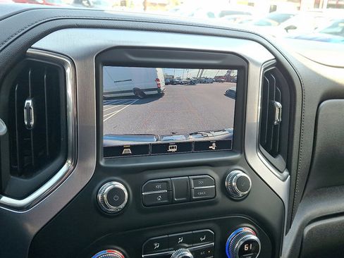 Used 2022 GMC Sierra 1500 SLT w/ SLT Premium Plus Package AWD/4WD image 20