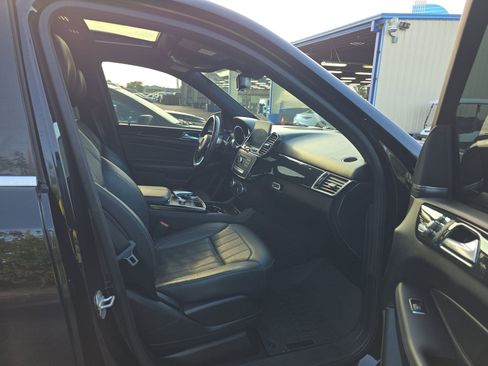 Used 2017 Mercedes-Benz GLE 350 w/ Premium 1 Package image 15