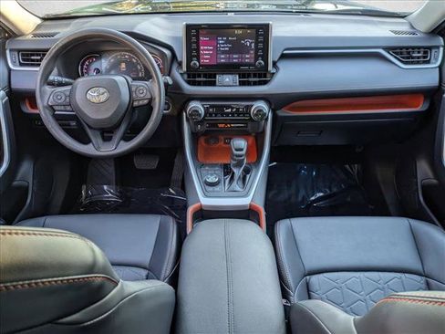 Used 2019 Toyota RAV4 Adventure image 16