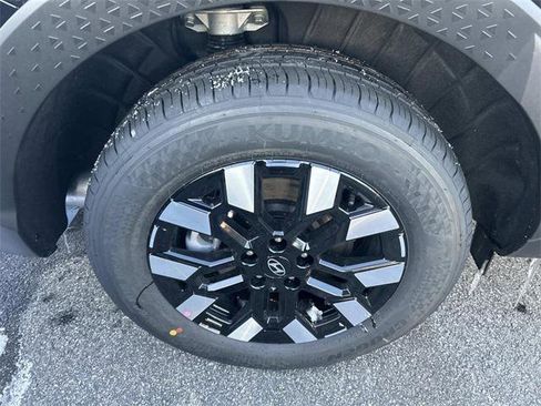 New 2026 Hyundai Santa Cruz SE image 2