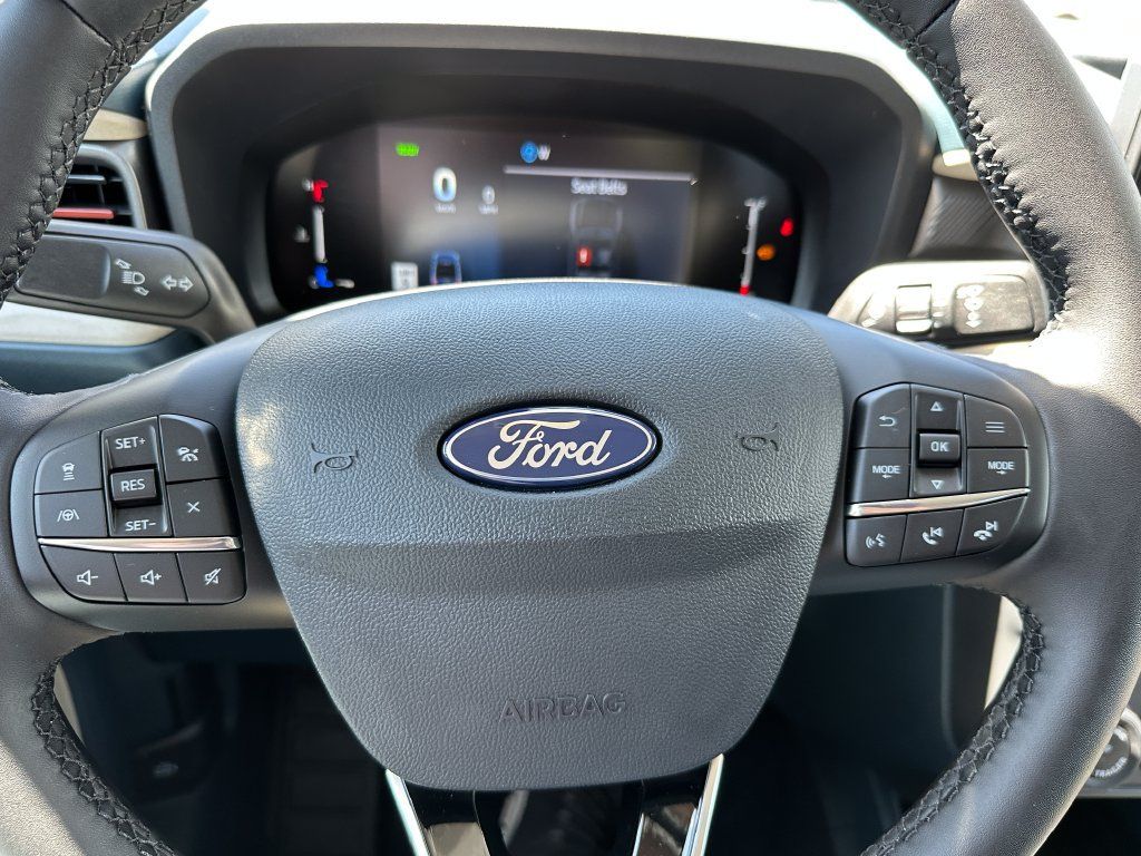New 2026 Ford Maverick Lariat w/ 4K Tow Package AWD/4WD image 23