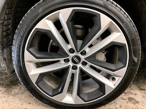 Used 2021 Audi Q5 2.0T Premium Plus w/ Premium Plus Package image 8