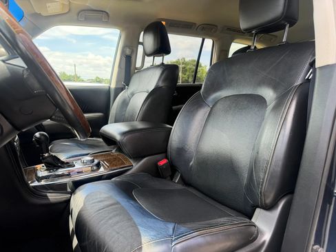 Used 2016 INFINITI QX80 4WD w/ Driver's Assistance Package image 11