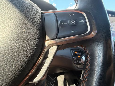 Used 2022 RAM 1500 Limited AWD/4WD image 17